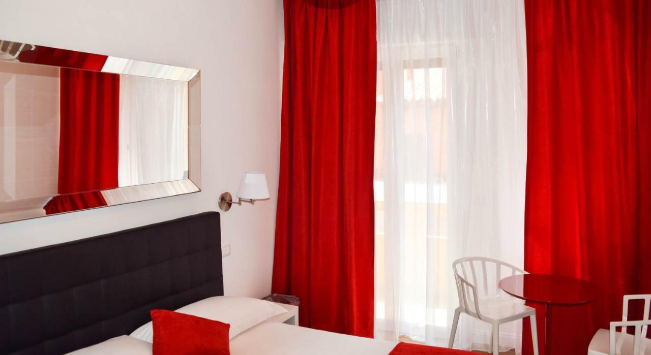 ลา ฟิเนสตรา ซุล กานาเล Bed & Breakfast โบโลญญา ภายนอก รูปภาพ