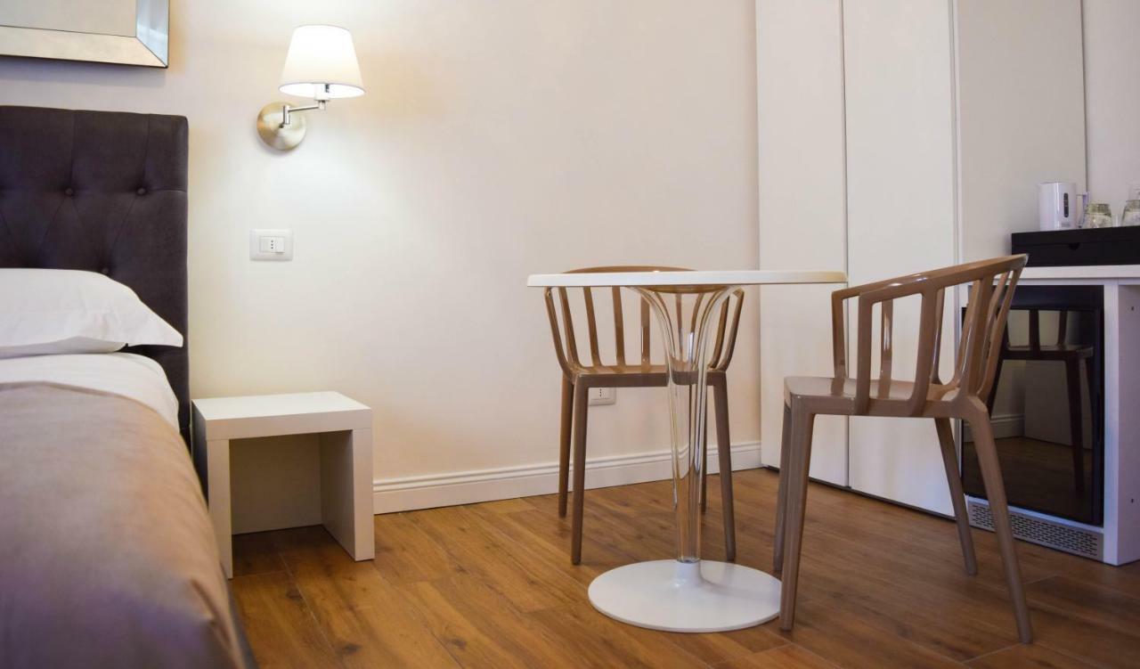 ลา ฟิเนสตรา ซุล กานาเล Bed & Breakfast โบโลญญา ภายนอก รูปภาพ